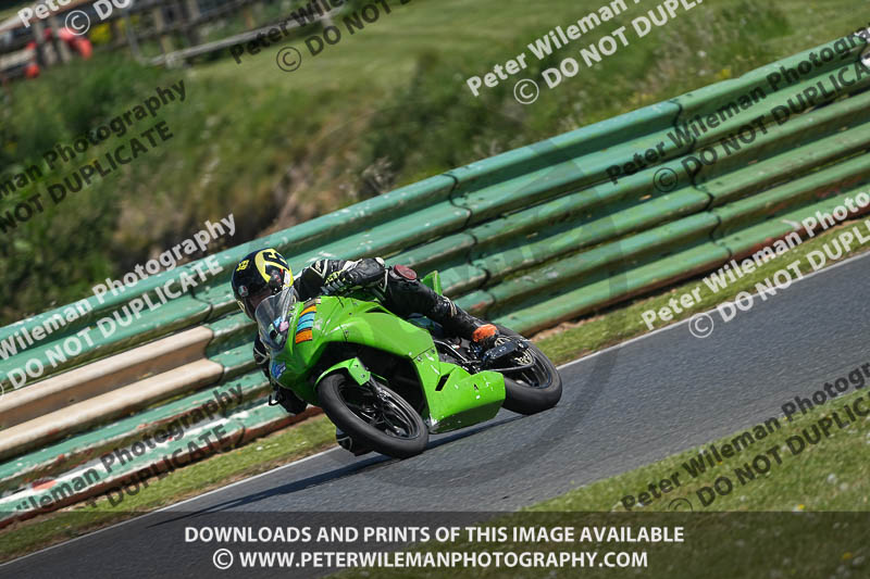 enduro digital images;event digital images;eventdigitalimages;mallory park;mallory park photographs;mallory park trackday;mallory park trackday photographs;no limits trackdays;peter wileman photography;racing digital images;trackday digital images;trackday photos